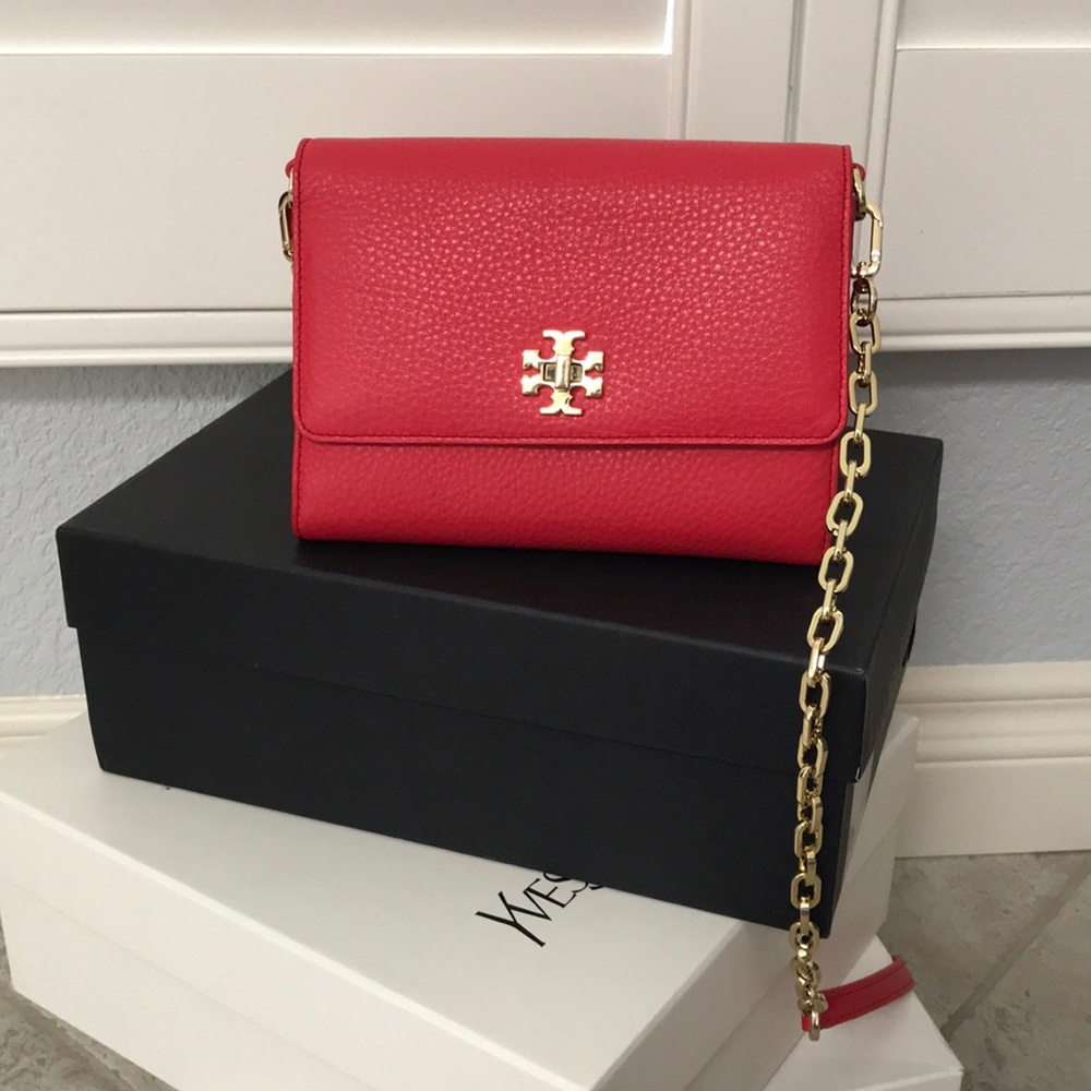 TORY BURCH ‘Mercer’ Chain wallet/crossbody